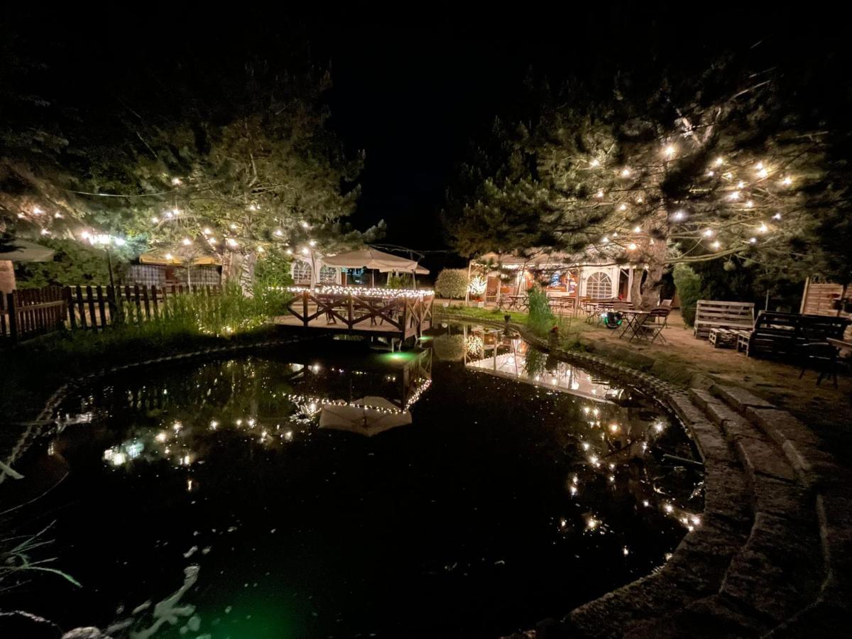 Hotel Garden Olesnica  Exterior photo